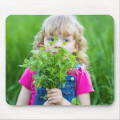 雑草の一握りの少女 マウスパッド (正面)