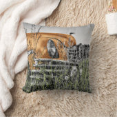 雑草の中の車 クッション (ブランケット)