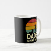 雑草の園芸芝生の草刈り父親に対するパパ コーヒーマグカップ (正面右)