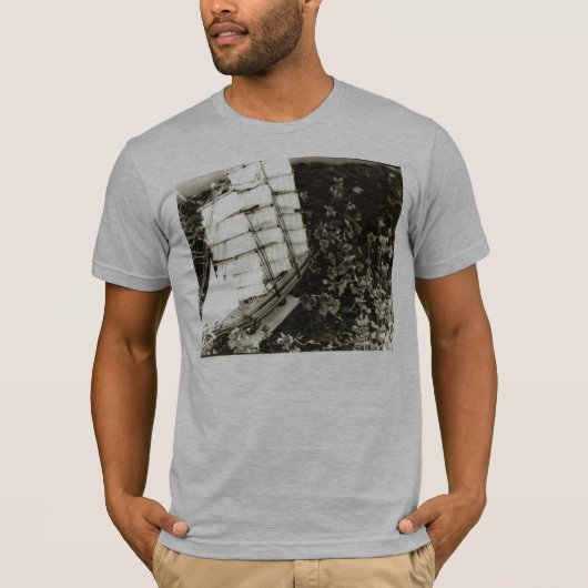 雑草を通って航海 Tシャツ (正面)