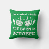 雛クールは十月の生誕生まれ生日に当たる クッション (裏面)
