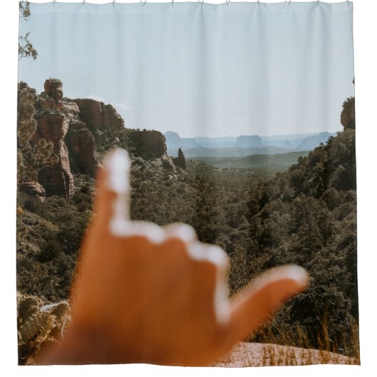 離れ人間の手 シャワーカーテン (正面)