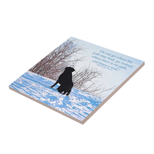 離れ追跡 – 感動的引用文- Black Lab タイル (側面)