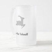 離陸の準備ができているトナカイ フロストグラスビールジョッキ (正面左)