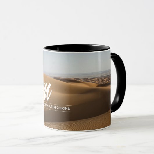 難しい決断を下す マグカップ (正面右)