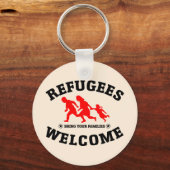 難民が家族を連れて来る キーホルダー (正面)