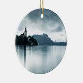 雨が降った後、ブリード湖 セラミックオーナメント (右)