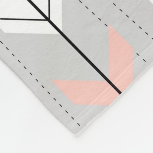 雨が降るエレガントで暖かい灰色白のピンクの矢 フリースブランケット (角)