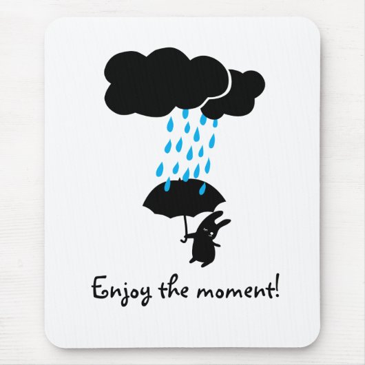 雨のウサギ マウスパッド (正面)