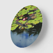 雨のピンクのはす ラウンド壁時計 (傾斜)