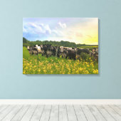 雨の下でスペックルパーク牛、サンセットスカイ キャンバスプリント (インサイチュ (ウッドフロア))