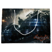 雨の中でバットモービルを持つバットマン ラージペーパーバッグ (正面)