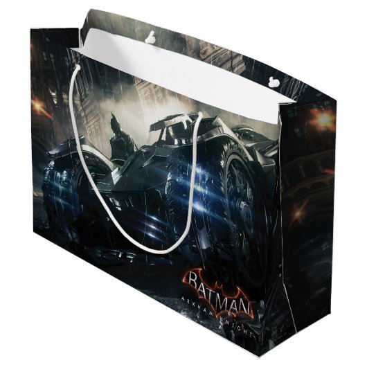 雨の中でバットモービルを持つバットマン ラージペーパーバッグ (裏面アングル)