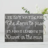 雨の中で踊る (スタンド正面)