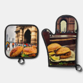 雨の中のインドの玄関口でヴァダ・パブ・ブリス 鍋つかみ&鍋敷きセット (正面)