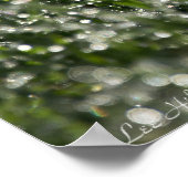 雨の中のウェットグラスのポスター ポスター (角)