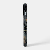 雨の中のエイリアン iPhone 15ケース (左側面)
