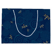 雨の中のトンボの大抱き枕 ラージペーパーバッグ (裏面)