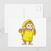 雨の中の猿とレインコート ポストカード (正面/裏面)