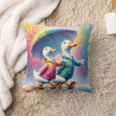 雨の中の白アヒル歩く クッション (ブランケット)