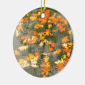 雨の中の落ち葉 セラミックオーナメント (左)