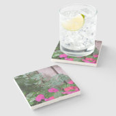 雨の後の庭 – マーサのブドウ畑 ストーンコースター (横)