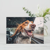 雨の日の車の中の興奮した犬 アートプリント カード (スタンド正面)