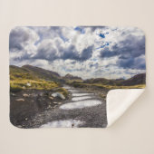 雨の日Torres Del Paine NP シェルパブランケット (正面(横))