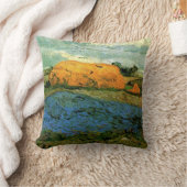 雨の空の下の麦畑（Haystacks Under a Rainy Sky）by ヴィンセント・ヴァン クッション (ブランケット)