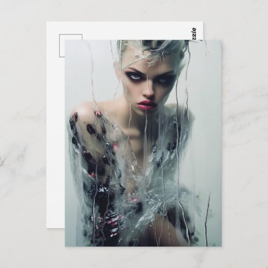 雨の窓澄んの後ろの婦人のプラスチックのドレス ポストカード (正面/裏面)