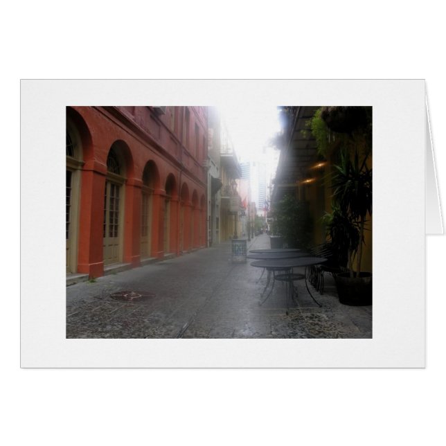 雨の間の交換細道 (正面横)