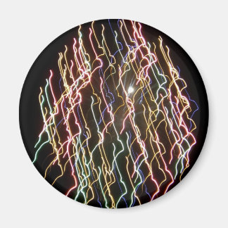 雨の降っているライトマグネットのボール マグネット