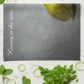 雨キスをするの中で キッチンタオル (折り畳み)