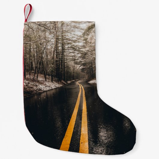 雨中のアスファルト道路の風景写真 スモールクリスマスストッキング (正面)
