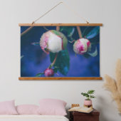 雨後の牡丹の花 吊り下げ型タペストリー (寝室)