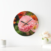 雨後の繊細なピンクの花 ラージ壁時計 (ホーム)