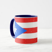 雨滴が付いているプエルトリコの旗、日の引用文のマグ マグカップ (正面左)