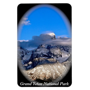 雨雲で覆われる壮大なTETONS マグネット