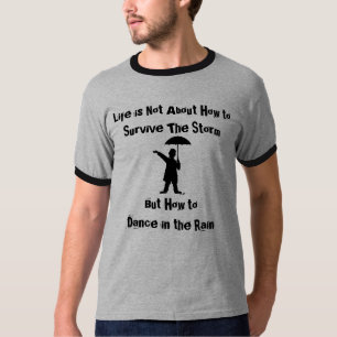 雨Tシャツで踊ること Tシャツ