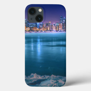 雪および氷は北極で湖Michigaで富みます iPhone 13ケース