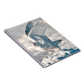 雪から飛び降るフクロウ ノートブック (右側)