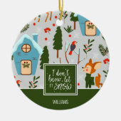 雪かわいいトナカイの名前グリーンクリスマス セラミックオーナメント (正面)
