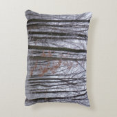 雪が積もった森の冬の風景写真 アクセントクッション (裏面(縦))