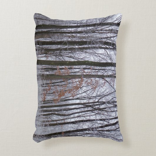 雪が積もった森の冬の風景写真 アクセントクッション (正面(垂直))