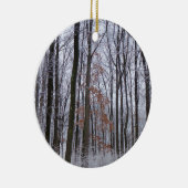 雪が積もった森の冬の風景写真 セラミックオーナメント (右)