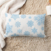 雪が降っている –  ランバークッション (ブランケット)