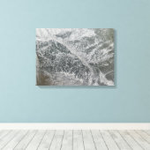 雪が降り積もったぼんやりしたロシア中部のオブ・リを示す キャンバスプリント (インサイチュ (ウッドフロア))