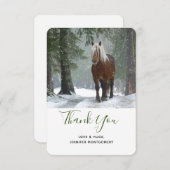 雪が降る冬の森の中の茶色の馬 サンキューカード (正面/裏面)