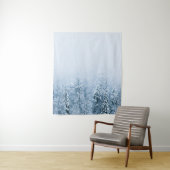 雪が霧の中でブナの林を覆った タペストリー (インサイチュ)