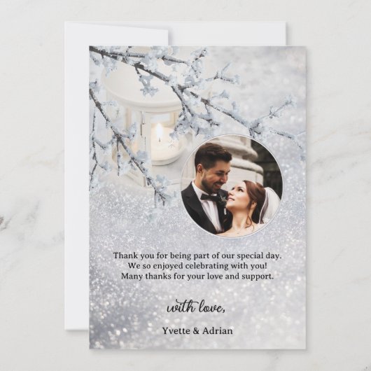 雪きらめく冬の結婚式の写真サンキューカード サンキューカード (裏面)